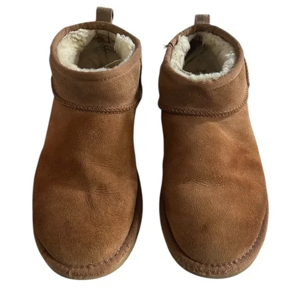 UGG Classic Ultra Mini Boots in Chestnut - Picture 2 of 12